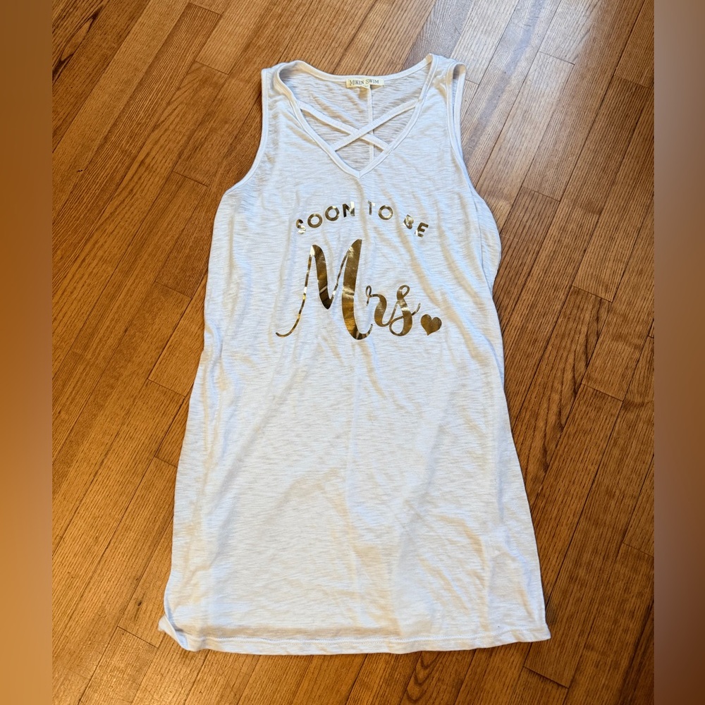 EUC White Swim Coverup M Tank Gold 'Soon to be Mrs.' Foil Script Bride wedding